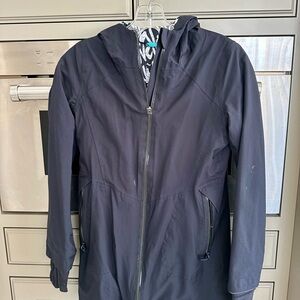 Ivivva Black and White Lightweight performance Patterned Jacket